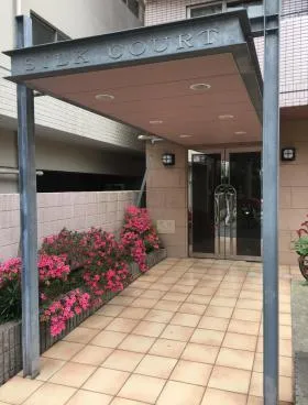 四谷シルコートビルの外観