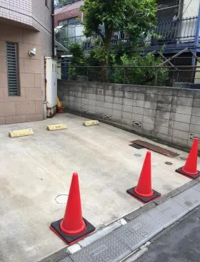 四谷シルコートビルの外観