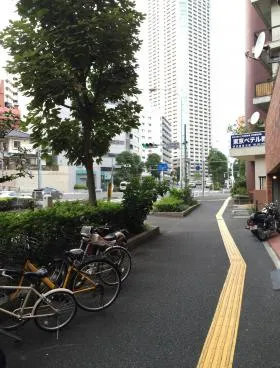 御苑ハイムの外観