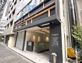 NOVEL WORK 新宿御苑(旧第2テイケイ)ビルの外観