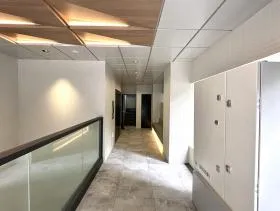 NOVEL WORK 新宿御苑(旧第2テイケイ)ビルの外観
