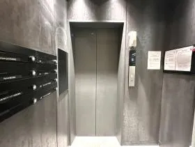 NOVEL WORK 新宿御苑(旧第2テイケイ)ビルの外観