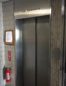 YSビルの外観