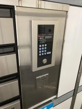 サントピア四谷ビルの外観