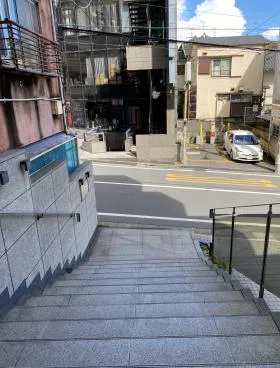 サントピア四谷ビルの外観