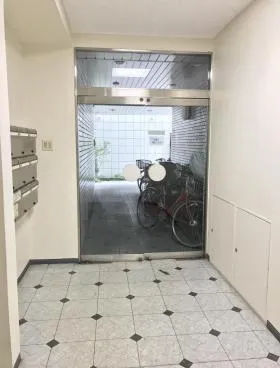 サンコート四谷の外観