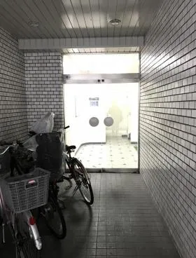 サンコート四谷の外観
