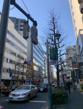 クリーン西新宿ビルの外観