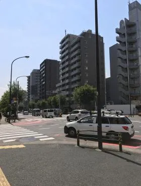 新宿久川ビルの外観