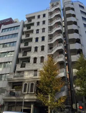GSプラザ新宿ビルの外観