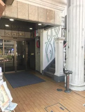 GSプラザ新宿ビルの外観