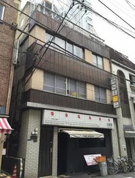 豊栄ビルの外観