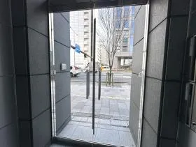 クローバー青山・ONEの外観