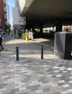 NAC港ビルの外観