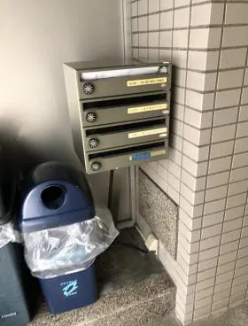 ミクラ西新宿ビルの外観