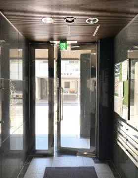 西新宿AIビルの外観