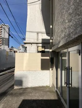 小沢ビルの外観