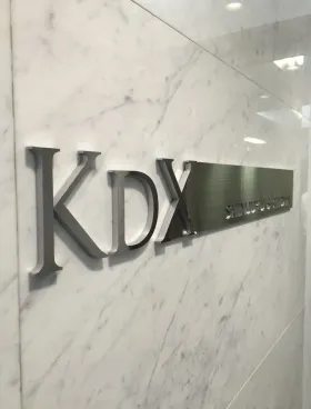 KDX新宿6丁目ビルの外観
