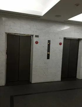 KDX新宿6丁目ビルの外観