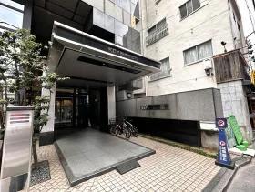 KDX西新宿ビルの外観