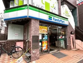 ファミリーマート