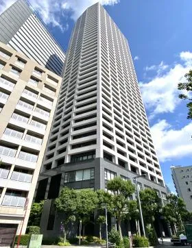 コンシェリア西新宿TOWER’S WESTの外観