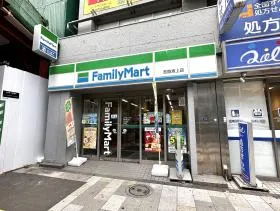 ファミリーマート