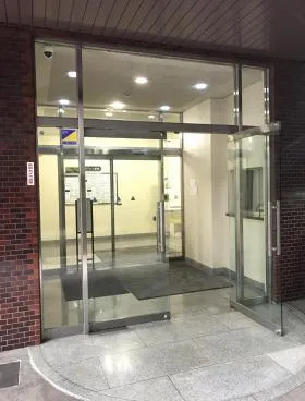 サンパレス新宿の外観