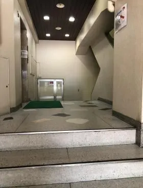 ニュー番衆ビルの外観