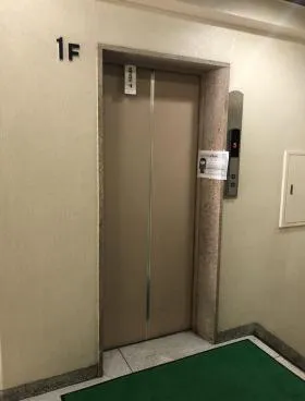 ニュー番衆ビルの外観