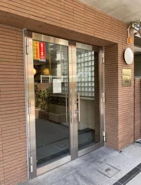 ランザンAYビルの外観