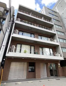 ランザンAYビルの外観