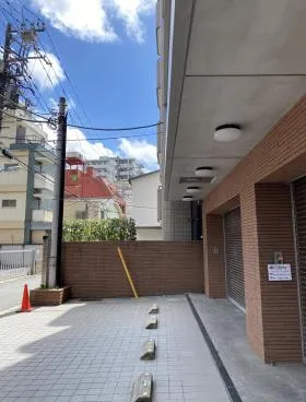 ランザンAYビルの外観