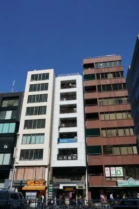 渡邊ビルの外観