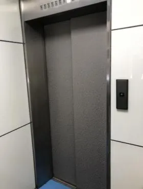 渡邊ビルの外観