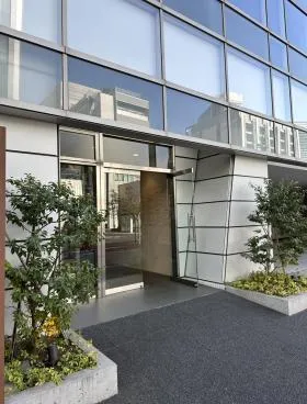 A-PLACE田町イースト(旧:田町イースト)ビルの外観
