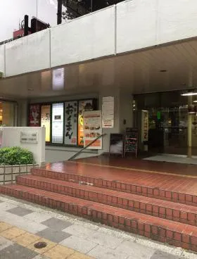 アベニュー高輪ビルの外観