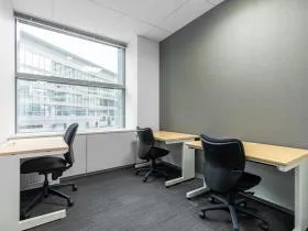 Regus(リージャス)品川イーストワンタワービジネスセンターの外観