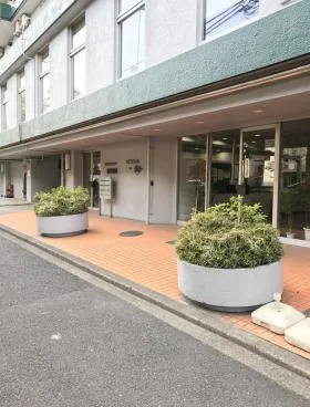 サンビルディングの外観