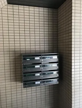高丸ビルの外観