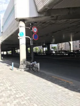 高丸ビルの外観