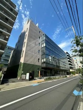 三井ウッディビルの外観