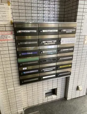 R・Sビルの外観