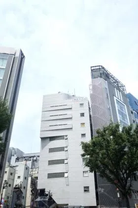 永谷テイクエイトビルの外観