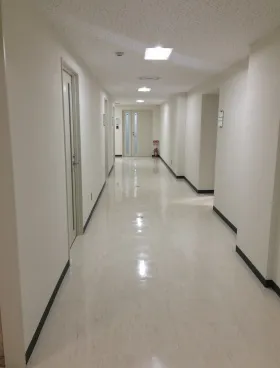 近三ビルの外観