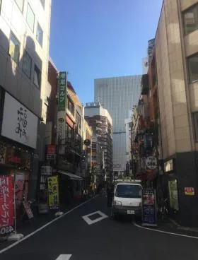 高盛ビルの外観