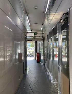 ゴールドビルの外観