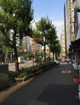 静銀ビルの外観
