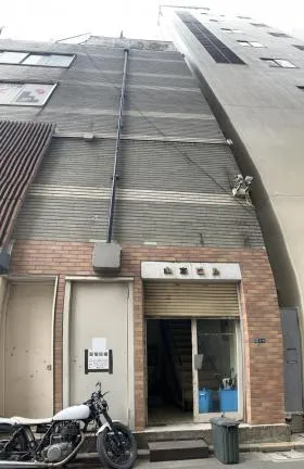 山本ビルの外観