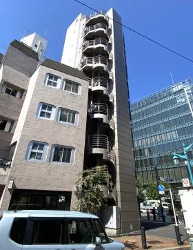 新宿五城ビルの外観